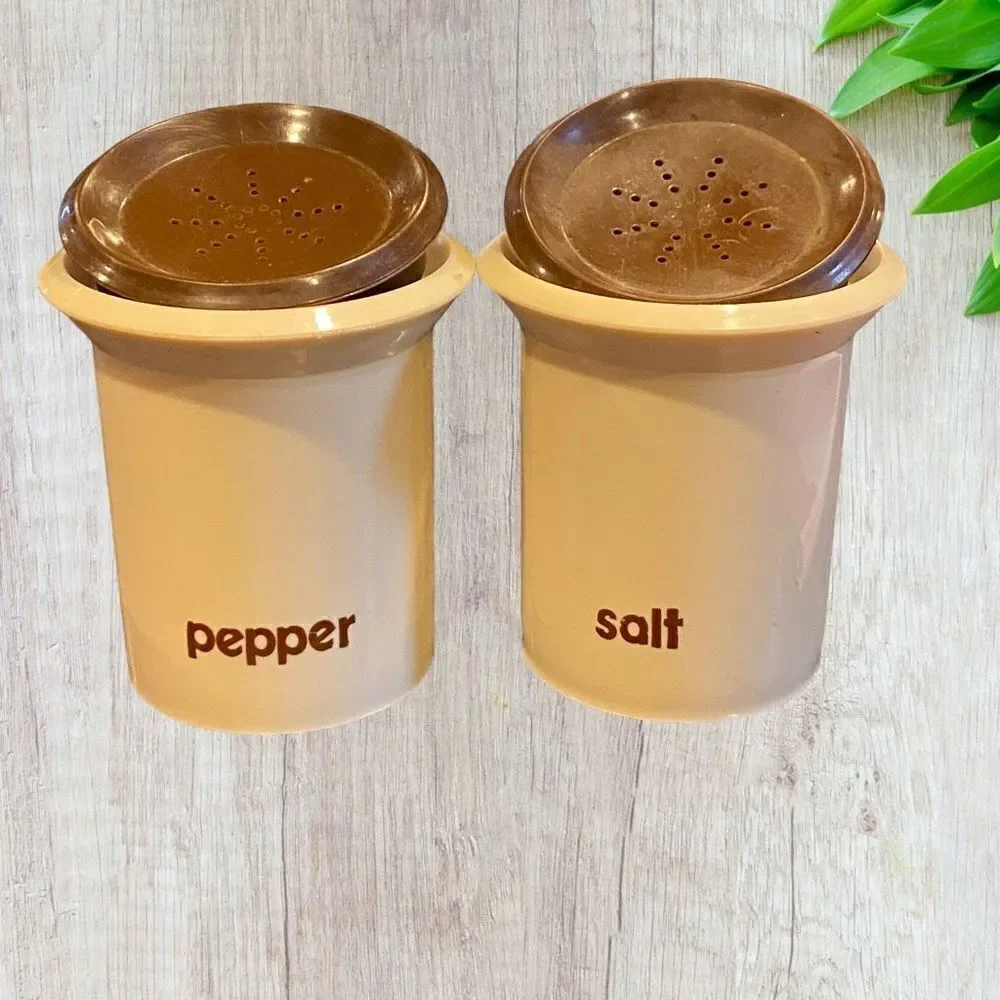 Vintage Salt Pepper Shakers 1970’s